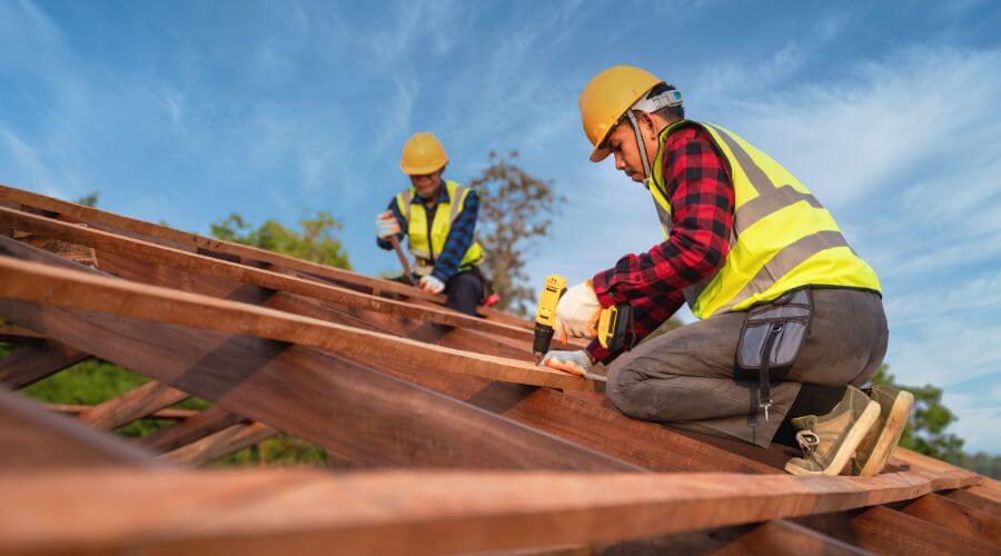 Professional Flat Roofing Installation services in Laredo, TX